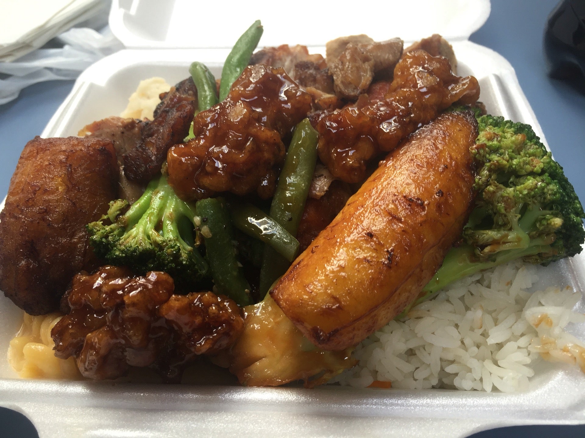 food-court