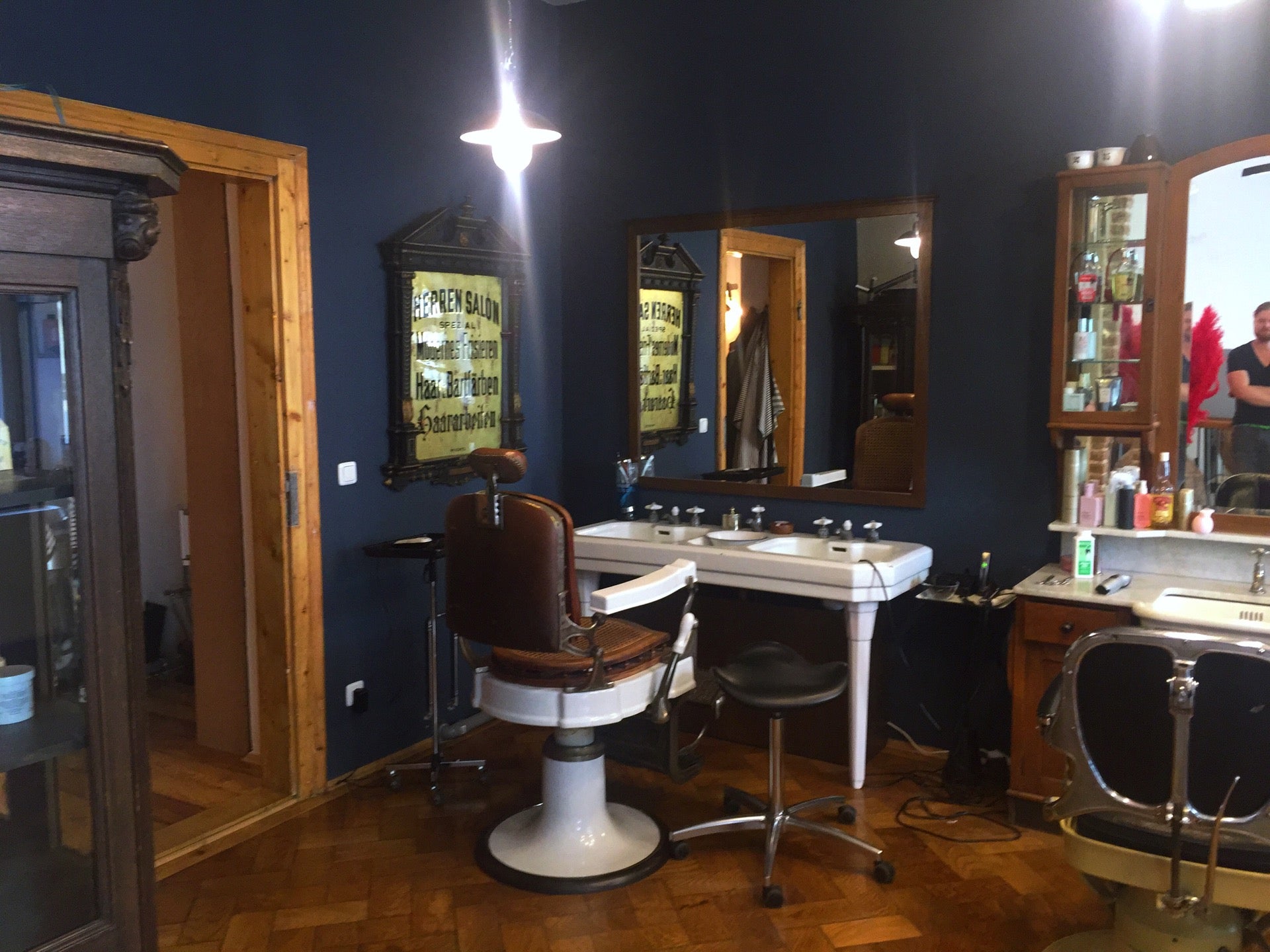 salon-barbershop