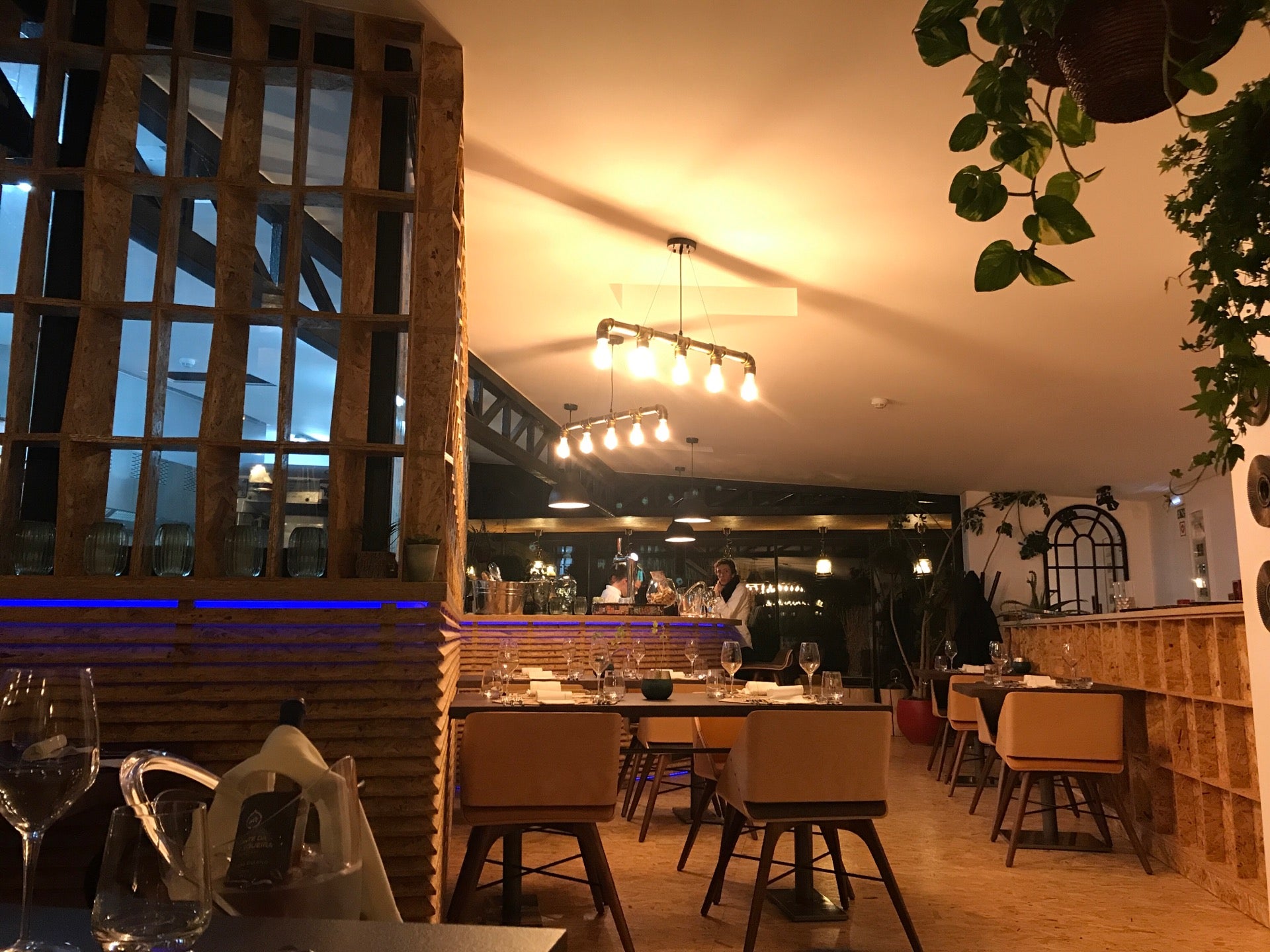 restaurant