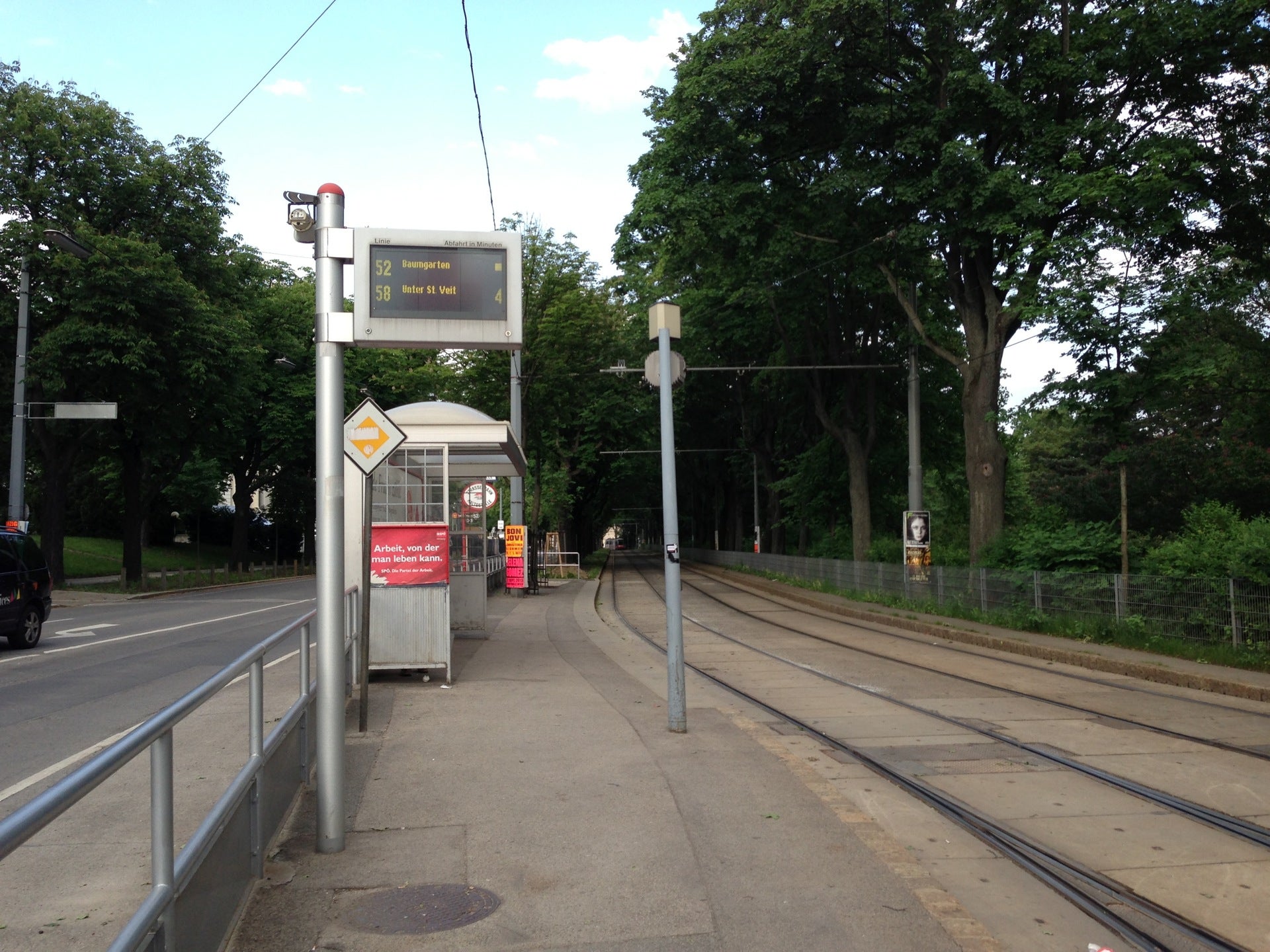 tram-station