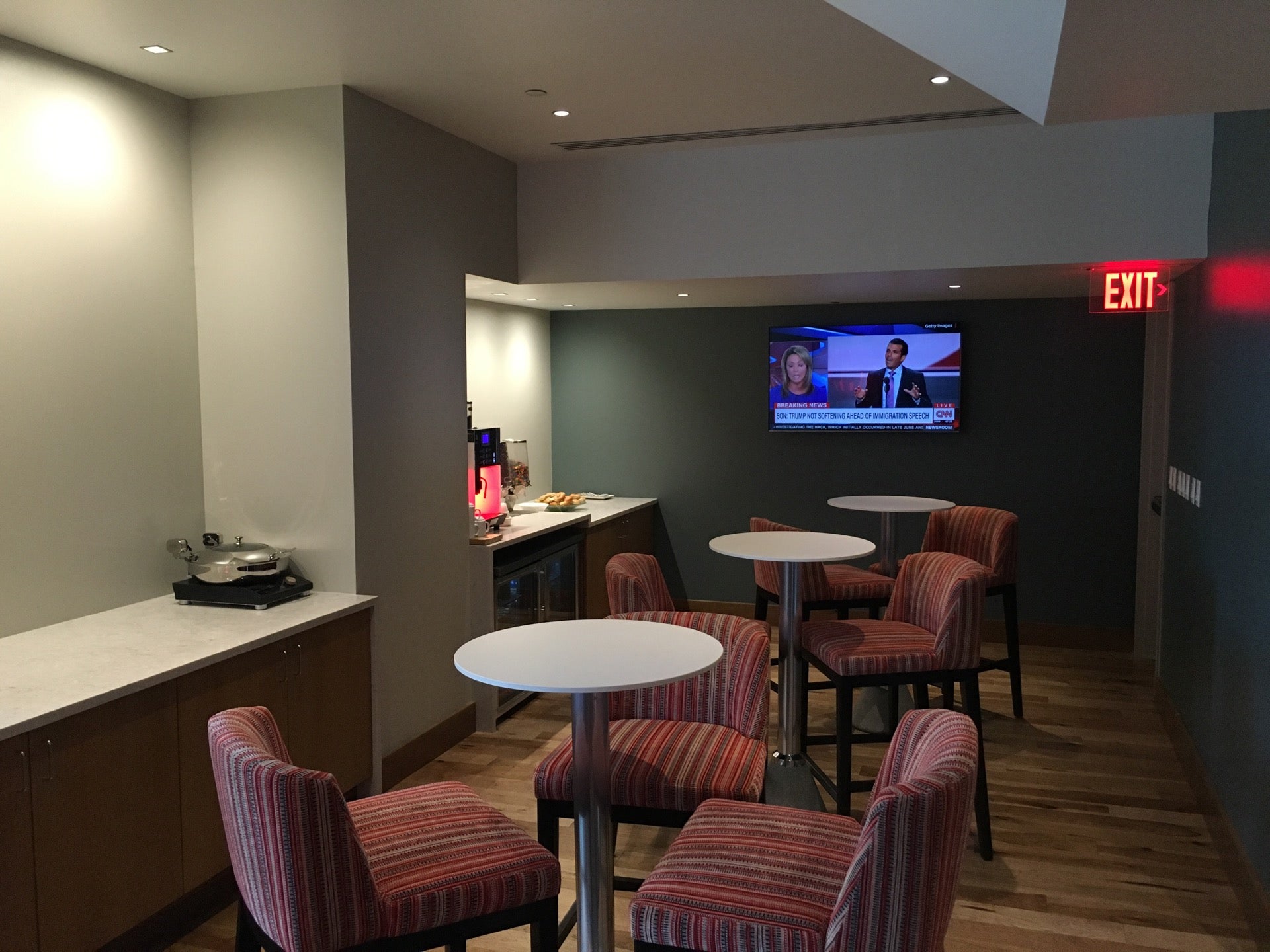 travel-lounge