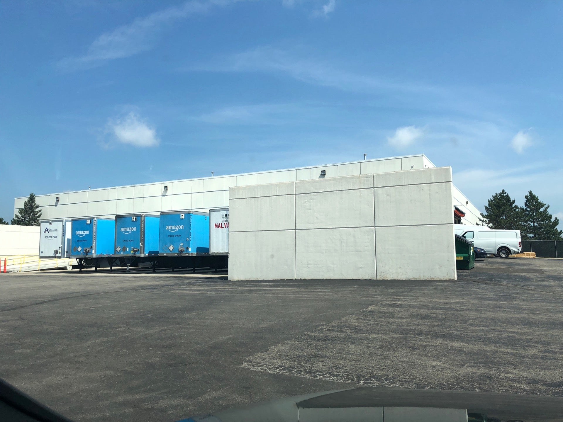 distribution-center