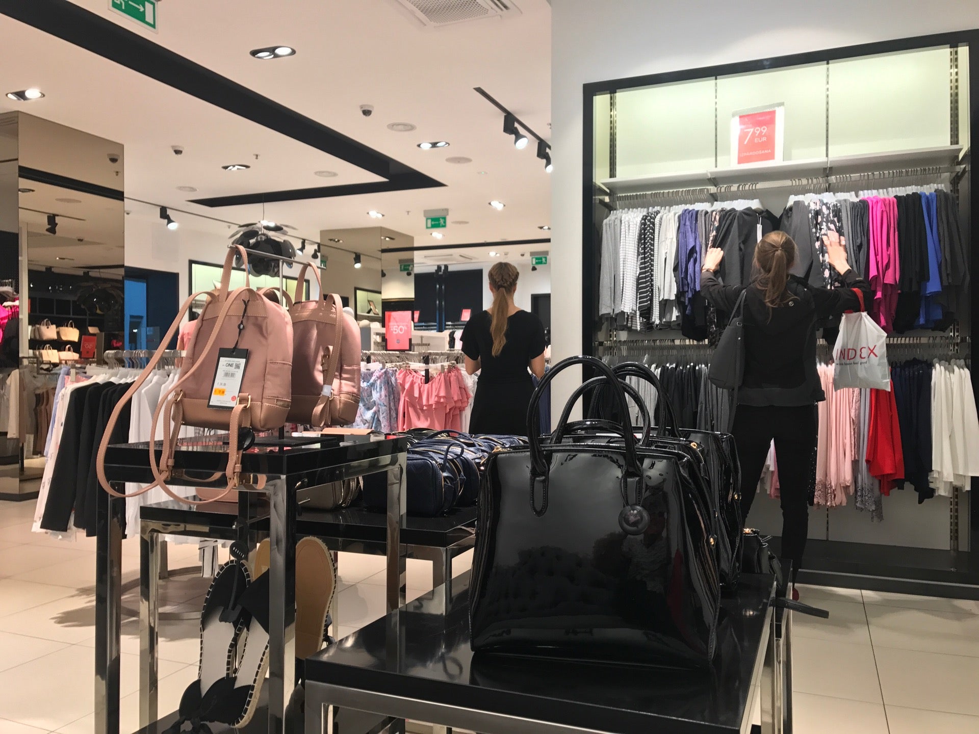 women-s-store