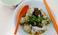 Ding Ji Mushroom Minced Meat Noodles