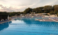 Agora Pool - Club Med Kamarina