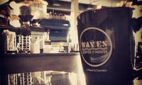 Waves Coffee House