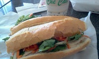 Banh Mi & Che Cali Bakery
