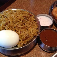 Снимок сделан в Karaikudi Chettinad South Indian Restaurant пользователем Nutmegontheloose 6/9/2012