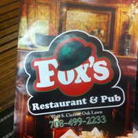 4/22/2012 tarihinde Shannyziyaretçi tarafından Fox&amp;#39;s Restaurant &amp;amp; Pub'de çekilen fotoğraf