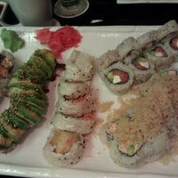 Photo prise au Sushi Hana Fusion Cuisine par Aristo le7/21/2012