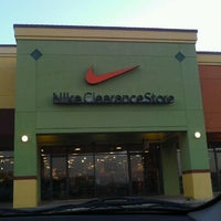 johnson creek outlet mall nike store