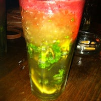 Das Foto wurde bei Juuls Reggae, Chillout Restaurant &amp;amp; Bar von Aaron am 9/6/2012 aufgenommen