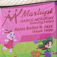 Photo taken at Marlupi Dance Academy  gunung sahari by Bro T. on 6/27/2012