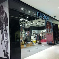 Photo taken at Topshop by Thais C. on 6/25/2012