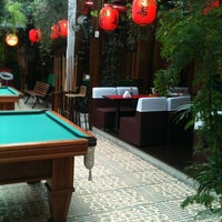Photo taken at Kenji Restaurante e Karaokê | 健二 by Fê A. on 7/11/2012