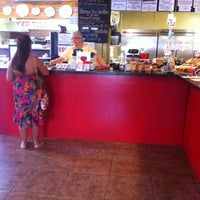 6/24/2012 tarihinde TheSquirrelziyaretçi tarafından Mobius Coffeehouse'de çekilen fotoğraf