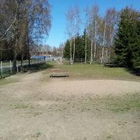 Photo taken at Konalan puiston koira-aitaus by Kalle on 5/1/2012