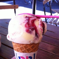 Photo taken at Baskin-Robbins by shg on 8/19/2012