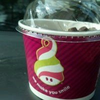 Photo taken at Menchie&amp;#39;s Frozen Yogurt - University Town Center by Minderella on 6/13/2012