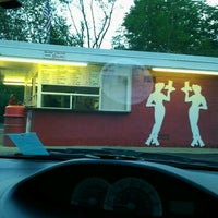 Photo taken at Val&amp;#39;s Drive-in by Shelly M. on 8/17/2012