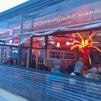 Foto scattata a Baja Tavern and Eats da J A. il 3/30/2012