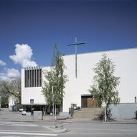 Photo taken at Alppilan kirkko by Uskotoivorakkaus on 4/11/2012