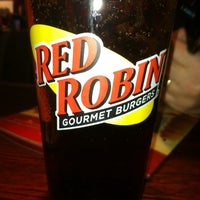 Photo taken at Red Robin Gourmet Burgers and Brews by Kevin T. on 4/18/2012