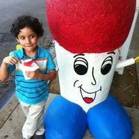 Photo taken at Jim-Jim&amp;#39;s Water-Ice by Andres L. on 3/31/2012