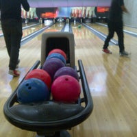 Photo taken at Spincity Bowling Alley by Ical R. on 3/7/2012