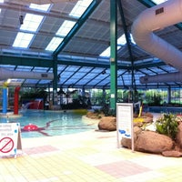 รูปภาพถ่ายที่ Adelaide Aquatic Centre โดย Adam T. เมื่อ 2/11/2012