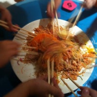 Photo taken at TungLok Seafood by Jackie T. on 2/2/2012