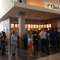 Photo taken at Chick-fil-A by Darren H. on 8/1/2012