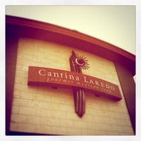 รูปภาพถ่ายที่ Cantina Laredo โดย Daniel M. เมื่อ 7/26/2011