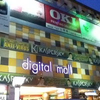 รูปภาพถ่ายที่ Digital Mall PJ โดย Tucker C. เมื่อ 3/19/2011