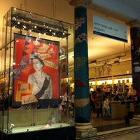Photo taken at British Design by 冠樺 李. on 7/1/2012