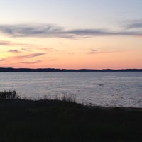 Photo taken at Pointes North Beachfront Resort Hotel Traverse City by Christopher J. on 6/14/2012