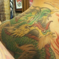 รูปภาพถ่ายที่ Inborn Tattoo โดย Riko เมื่อ 11/26/2011