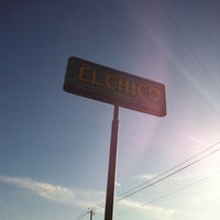 Das Foto wurde bei El Chico von Emily C. am 4/7/2012 aufgenommen