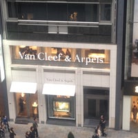 Photo taken at Van Cleef &amp;amp; Arpels by Jr. I. on 3/18/2012
