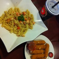 Photo taken at PastaMania by Zhuo S. on 5/25/2012
