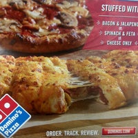Photo taken at Domino&amp;#39;s Pizza by Kenny G. on 1/8/2012