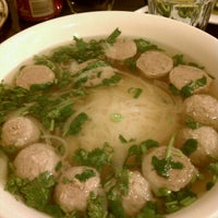 รูปภาพถ่ายที่ Pho Wagon โดย Denise เมื่อ 1/31/2011