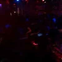 Foto tirada no(a) Jackrabbit Lounge por Shaun H. em 12/17/2011