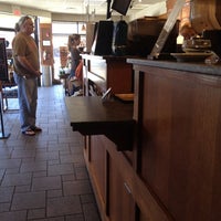 5/26/2012にSheila V.がPeet&amp;#39;s Coffee &amp;amp; Teaで撮った写真