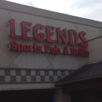 3/27/2012에 Duane J.님이 Legends Sports Pub &amp;amp; Grille에서 찍은 사진