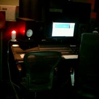 Photo taken at Penthouse Recording Studio by Robert J. on 2/4/2012