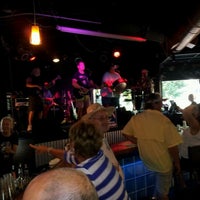 Foto tirada no(a) Mr Ed&amp;#39;s Bar and Grille por Steve P. em 6/8/2012