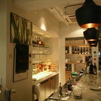 Photo taken at ＜閉店＞ キハチ 銀座店 Cafe &amp;amp; Bar by Tateki T. on 12/15/2011