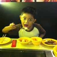 Photo taken at Seoul Garden by  QysT  on 8/31/2011
