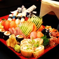 รูปภาพถ่ายที่ Miyagi Sushi โดย Rafael F. เมื่อ 4/1/2012
